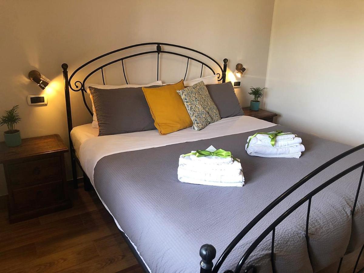 B&B Mandorla Amara Джоя-дель-Колле Экстерьер фото